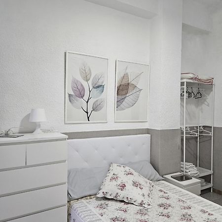 Habitacion En Casa De Familia "Valenciabonita" Dış mekan fotoğraf