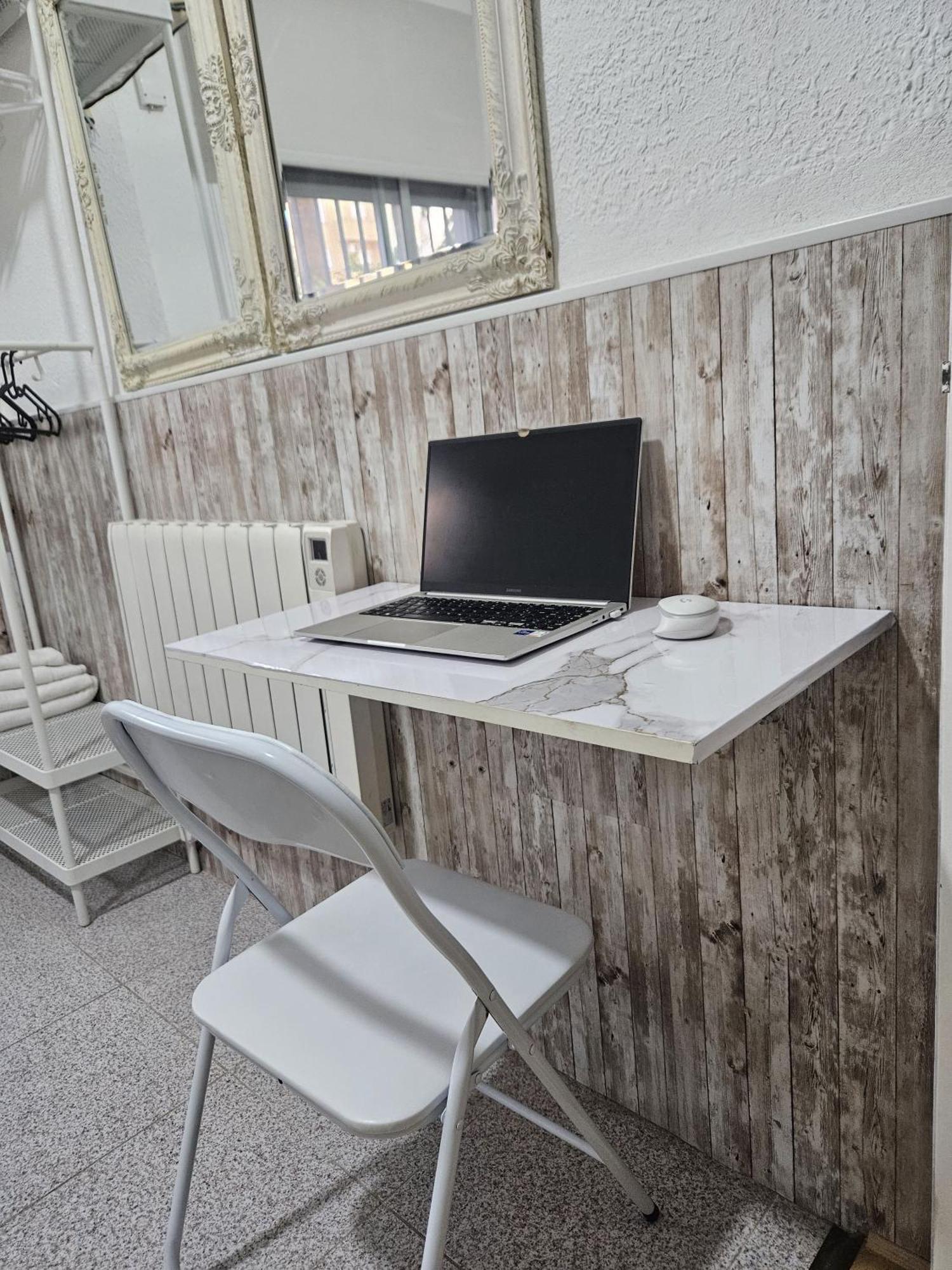 Habitacion En Casa De Familia "Valenciabonita" Dış mekan fotoğraf